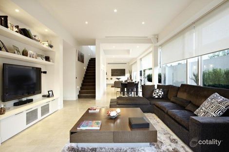 Property photo of 2 Ross Street Toorak VIC 3142