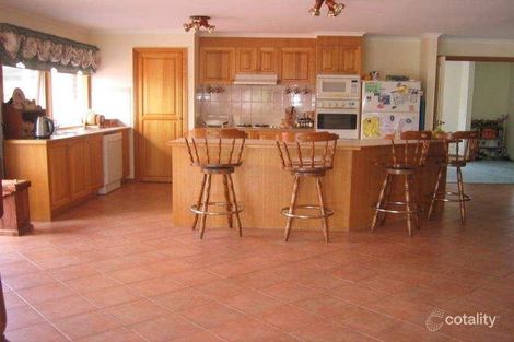 Property photo of 5 Butmar Close Werribee VIC 3030