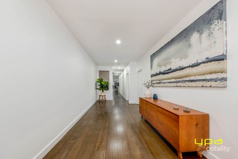 Property photo of 32B Mackie Road Bentleigh East VIC 3165