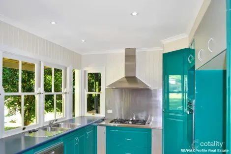 Property photo of 28 Vimy Street Bardon QLD 4065