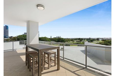 Property photo of 704/1 Como Crescent Southport QLD 4215