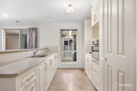 Property photo of 8 Damon Court Sebastopol VIC 3356