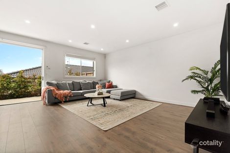 Property photo of 30 Inkerman Crescent Mickleham VIC 3064