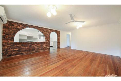 10 Tongarra St, Southport, QLD 4215