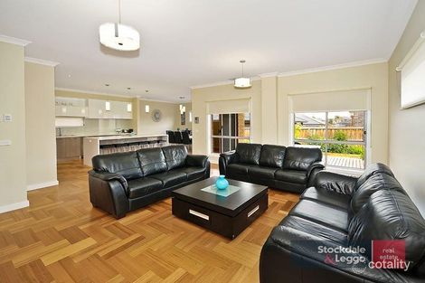 Property photo of 52 Manor House Drive Epping VIC 3076