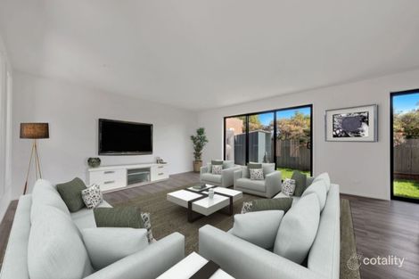 Property photo of 2/57 Circle Drive South Cranbourne VIC 3977
