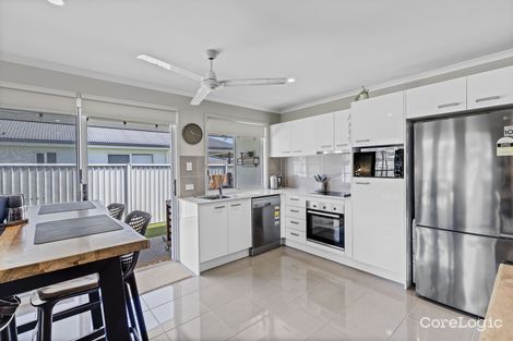 Property photo of 2/42 Featherwood Crescent Beerwah QLD 4519