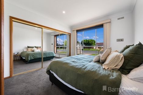 Property photo of 37 Shaws Road Werribee VIC 3030