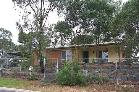 5 Rinto Dr, Eagleby, QLD 4207