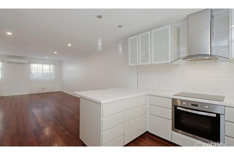 Property photo of 32 Rokeford Way Morley WA 6062