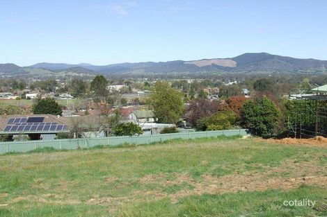 10 Thomas St, Myrtleford, VIC 3737