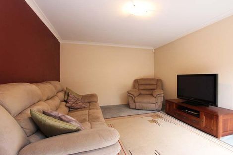Property photo of 2/15 Bramble Way Ballajura WA 6066