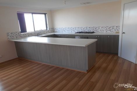 Property photo of 5 Emms Green Ellenbrook WA 6069