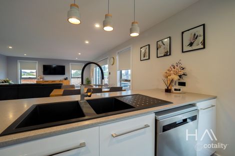 Property photo of 1/10 Nanette Court Prospect TAS 7250