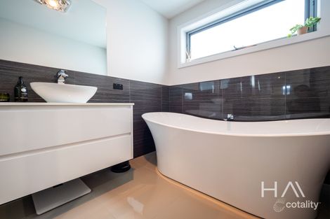 Property photo of 1/10 Nanette Court Prospect TAS 7250