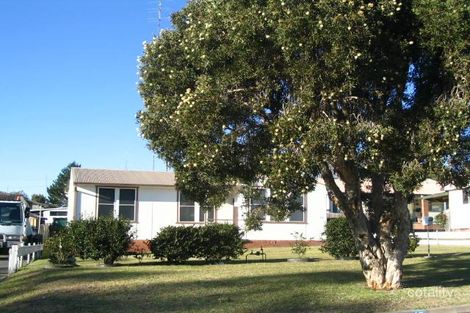 17 Thornbury Ave, Unanderra, NSW 2526