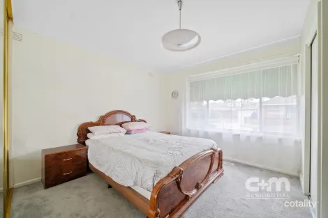 Property photo of 11 Peachey Court Pascoe Vale VIC 3044