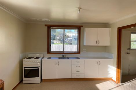 33 Turner Cres, Shorewell Park, TAS 7320