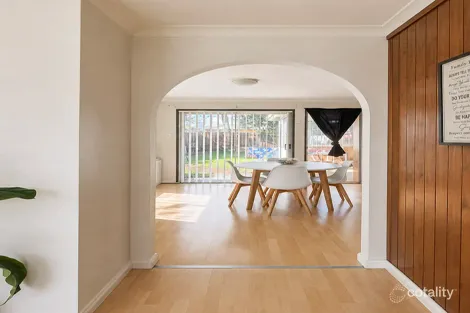 Property photo of 209 Knox Road Doonside NSW 2767