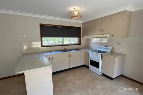 Property photo of 28 Dunrobin Street Coolamon NSW 2701