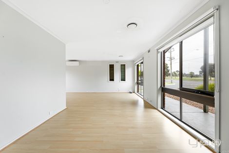 Property photo of 127 Heaths Road Hoppers Crossing VIC 3029