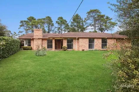 11 Sunninghill Ave, Burradoo, NSW 2576