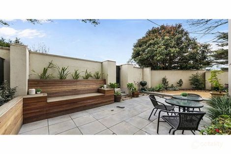 Property photo of 34 Mathoura Road Toorak VIC 3142