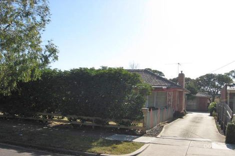 Property photo of 2/16 Collier Place Strathmore Heights VIC 3041