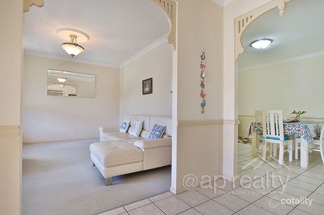 Property photo of 8 Trinity Close Forest Lake QLD 4078
