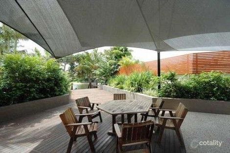 Property photo of 1 Coobowie Street Broadbeach Waters QLD 4218