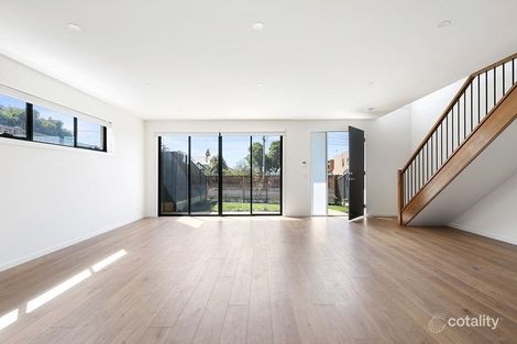 Property photo of 2/229 Gilbert Road Preston VIC 3072