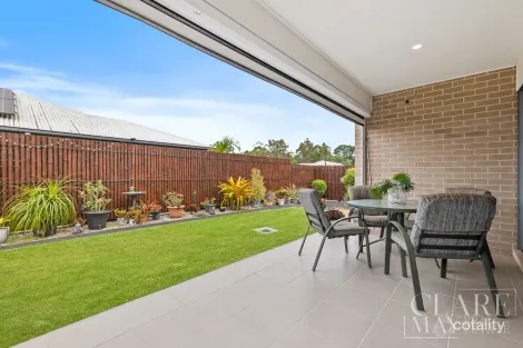 Property photo of 1 Spencer Way Park Ridge QLD 4125