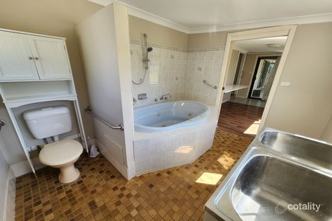 Property photo of 14 Pearce Street Parkes NSW 2870