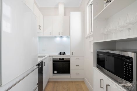 Property photo of 7/5 Ormond Esplanade Elwood VIC 3184