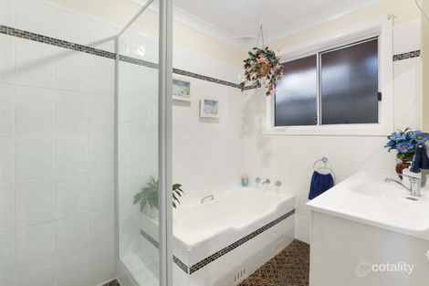 Property photo of 36 Thirroul Road Kanahooka NSW 2530