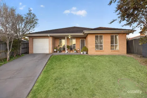 5 Tate Pl, Minto, NSW 2566