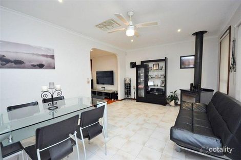 Property photo of 1 Tindale Court Attwood VIC 3049