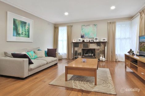 Property photo of 2 Gairns Court Croydon VIC 3136