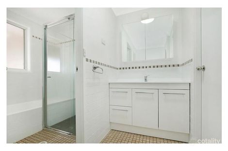 Property photo of 73 Stanley Avenue Farmborough Heights NSW 2526