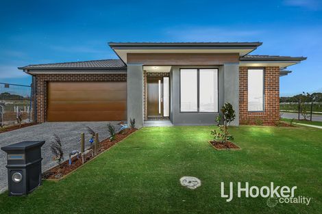 15 Lefrant Way, Cranbourne South, VIC 3977