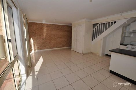 Property photo of 2/16 Creighton Lane Point Frederick NSW 2250