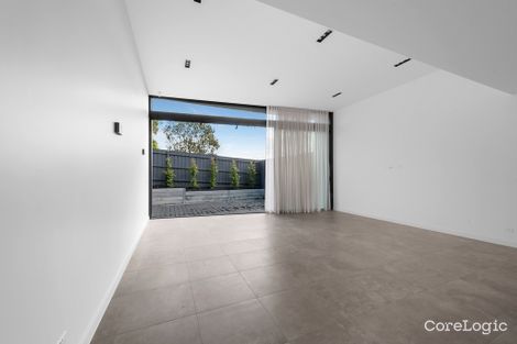 Property photo of 301 Thompsons Road Templestowe Lower VIC 3107