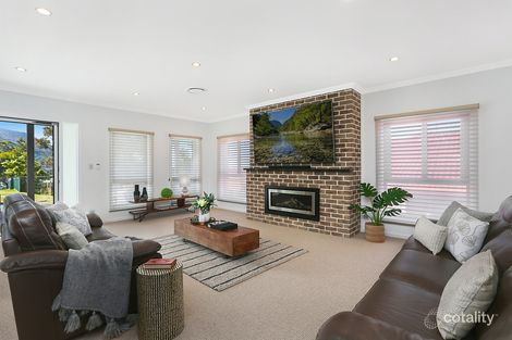 Property photo of 13 Hudson Avenue Balgownie NSW 2519