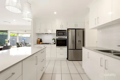 Property photo of 3 Palatial Crescent Narangba QLD 4504