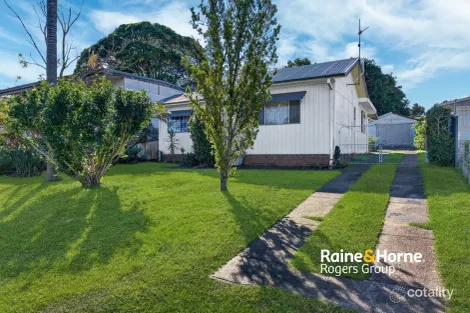 51 Lauren Ave, Lake Munmorah, NSW 2259