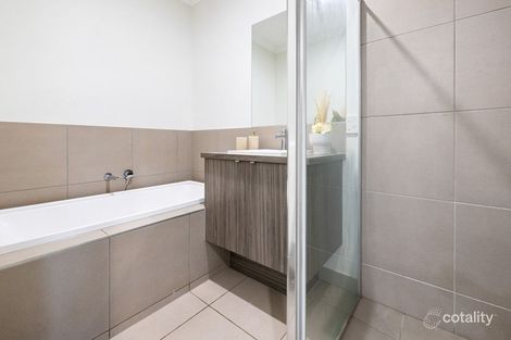 Property photo of 17 Dalston Path Wyndham Vale VIC 3024