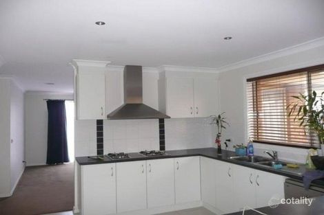 Property photo of 3 Scholar Drive Manor Lakes VIC 3024