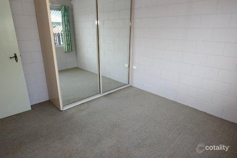 Property photo of 2/97-101 Mann Street Westcourt QLD 4870
