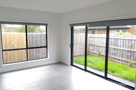 Property photo of 4 Pine Street Thomastown VIC 3074