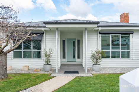 8 Robin St, Newstead, TAS 7250